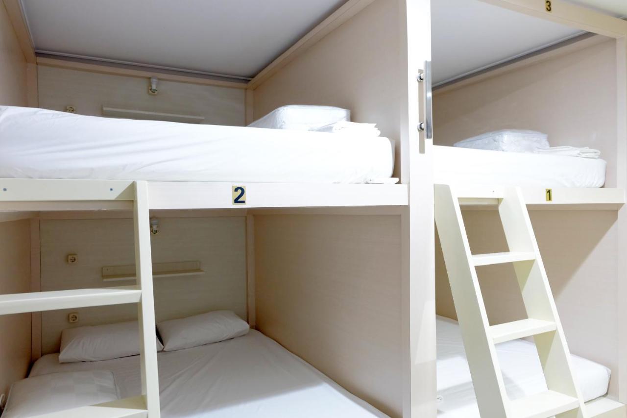 Homiestay Dżakarta Zewnętrze zdjęcie