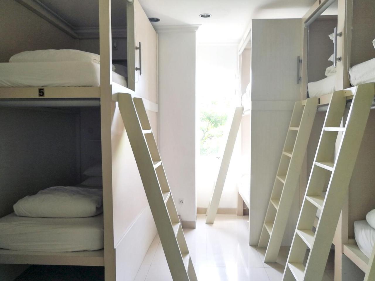 Homiestay Dżakarta Zewnętrze zdjęcie