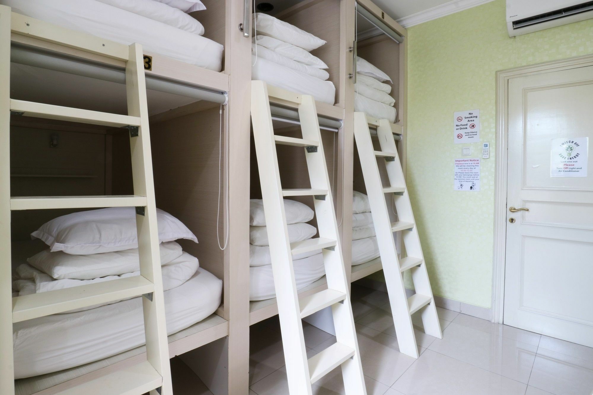 Homiestay Dżakarta Zewnętrze zdjęcie
